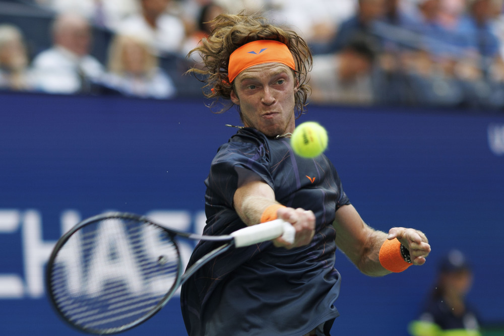 英国网球队翻盘德国网球队,梅德韦杰夫绝境逆转 英国网球队翻盘德国网球队,梅德韦杰夫绝境逆转