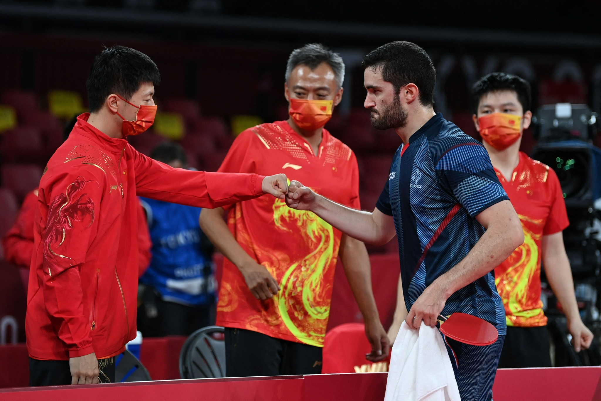 德国队力克奥地利队，马龙带队取胜