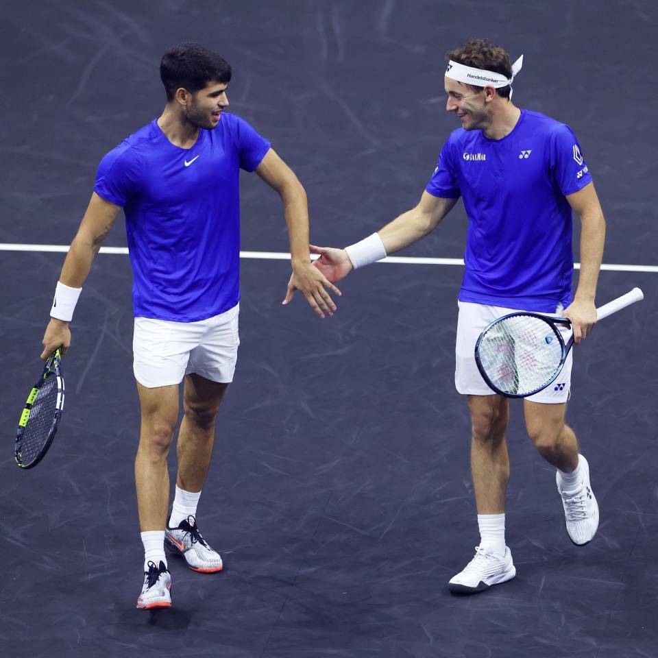 年终总决赛险胜拉沃尔杯,阿尔卡拉斯关键制胜 年终总决赛险胜拉沃尔杯,阿尔卡拉斯关键制胜