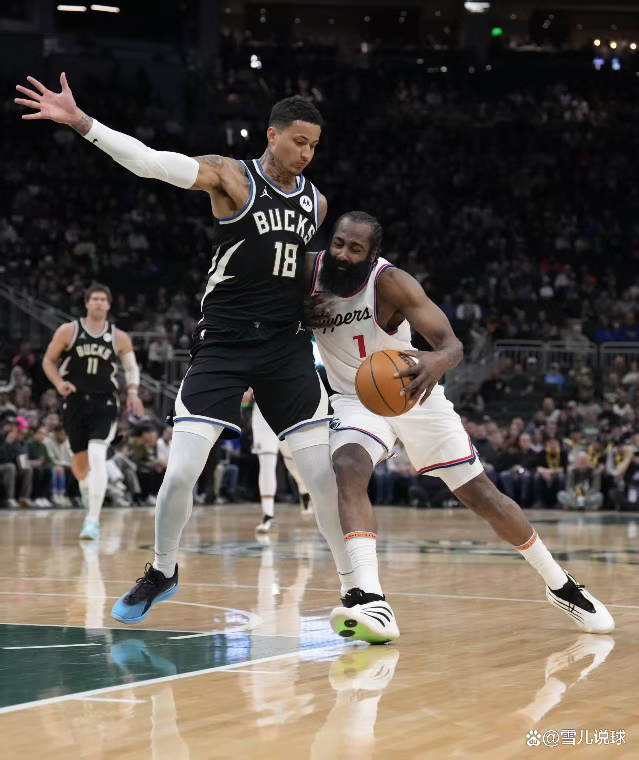 勇士轻取雄鹿，西亚卡姆关键制胜